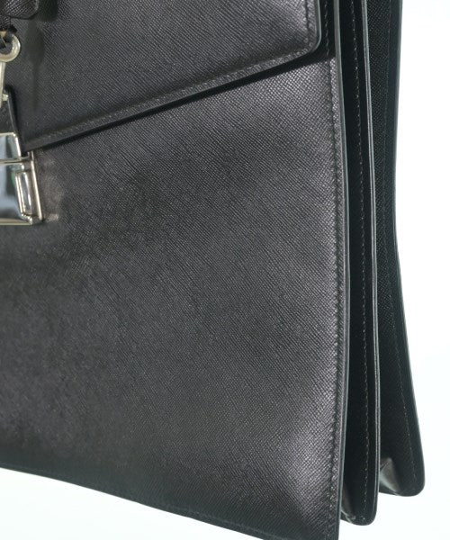 PRADA กระเป๋าธุรกิจ