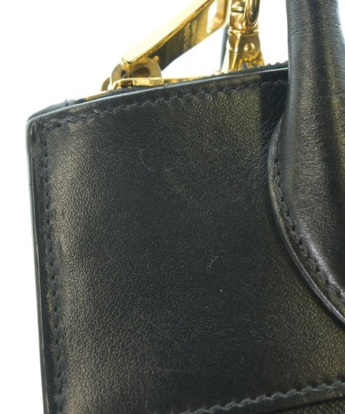 PRADA กระเป๋าถือ