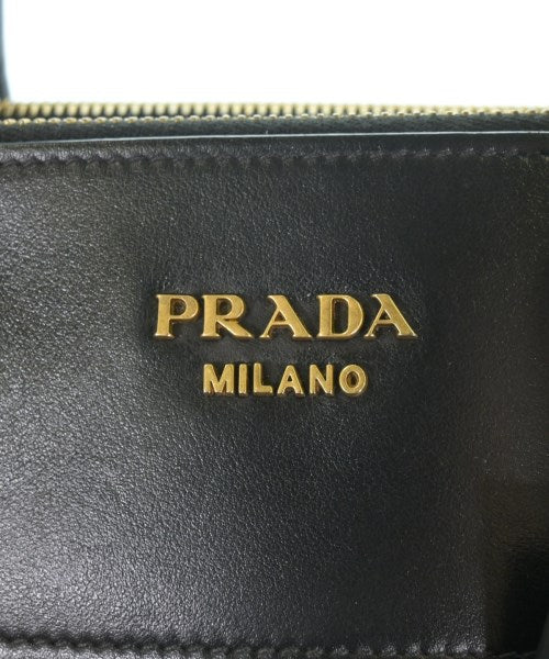 PRADA กระเป๋าถือ