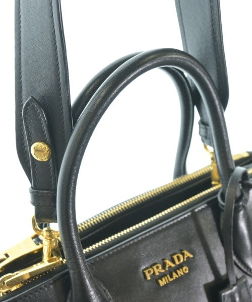 PRADA กระเป๋าถือ