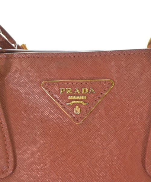 PRADA กระเป๋าถือขนาดใหญ่