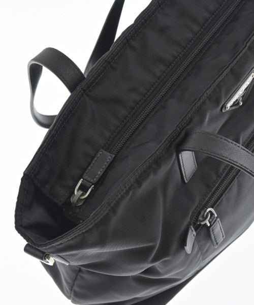 PRADA กระเป๋าถือขนาดใหญ่