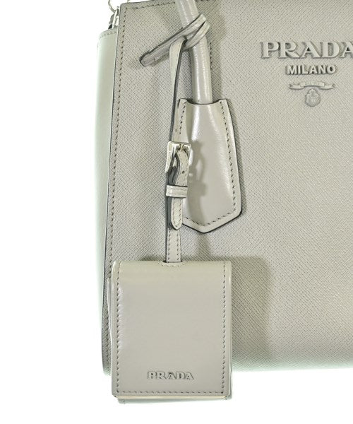 PRADA กระเป๋าถือ
