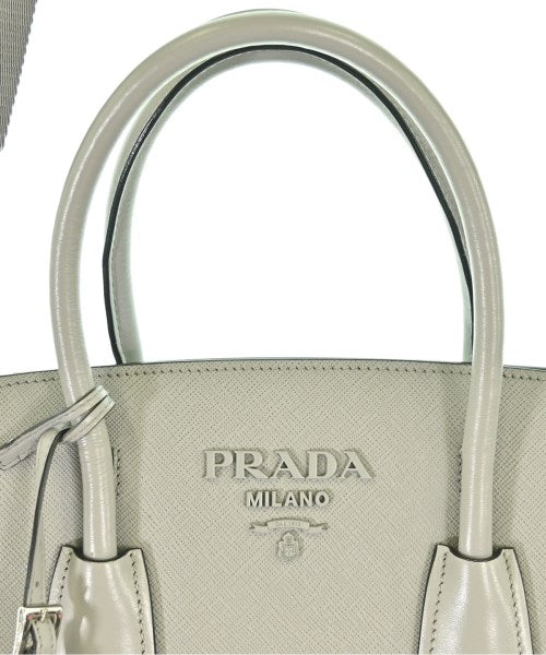 PRADA กระเป๋าถือ