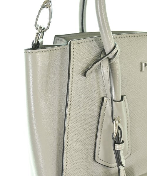 PRADA กระเป๋าถือ