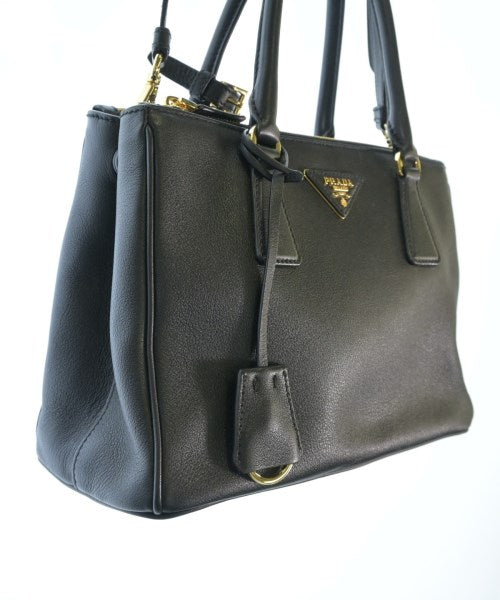 PRADA กระเป๋าถือ