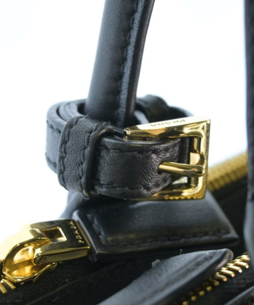 PRADA กระเป๋าถือ