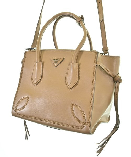 PRADA กระเป๋าถือ