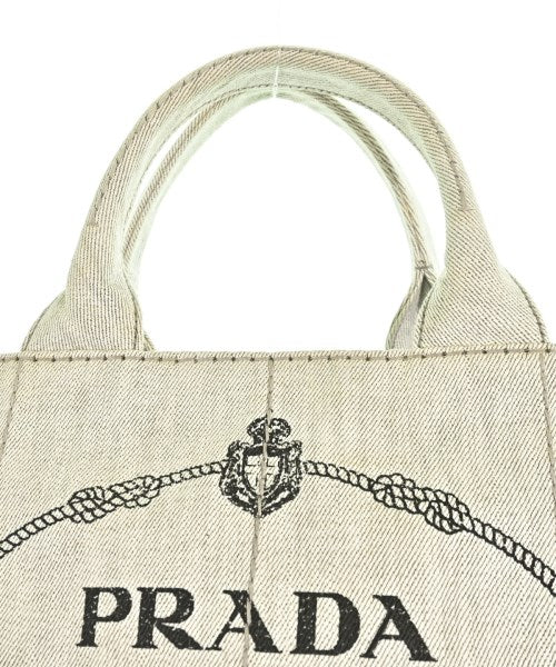 PRADA กระเป๋าถือขนาดใหญ่
