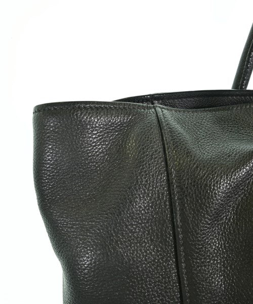 PRADA กระเป๋า อื่น