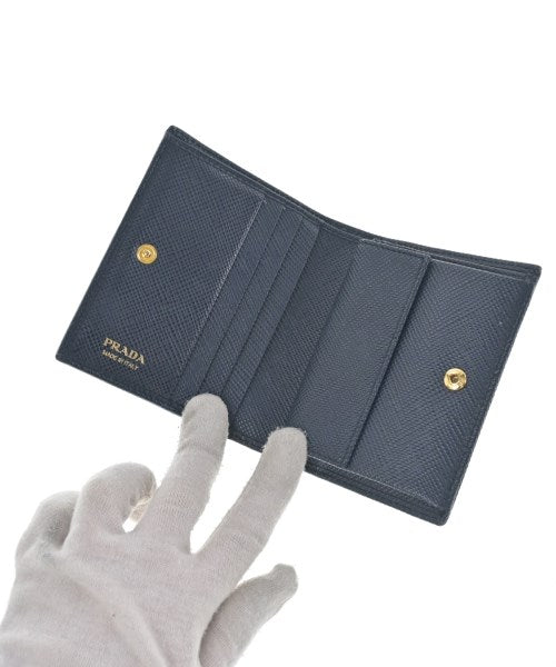 PRADA กระเป๋าสตางค์/กระเป๋าใส่เหรียญ