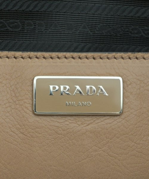 PRADA กระเป๋าถือ