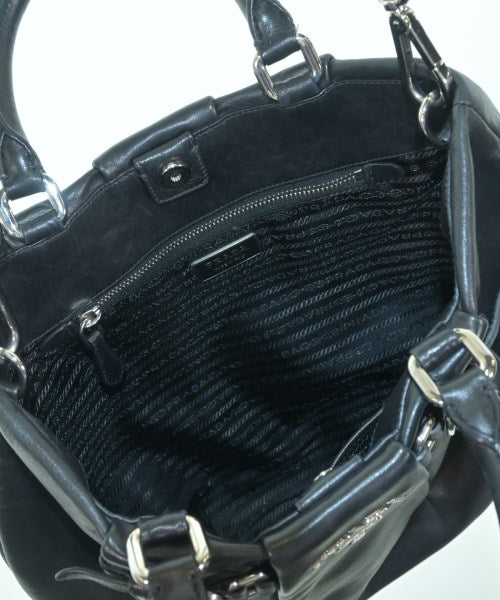 PRADA กระเป๋าถือ