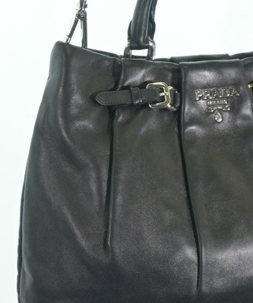 PRADA กระเป๋าถือ