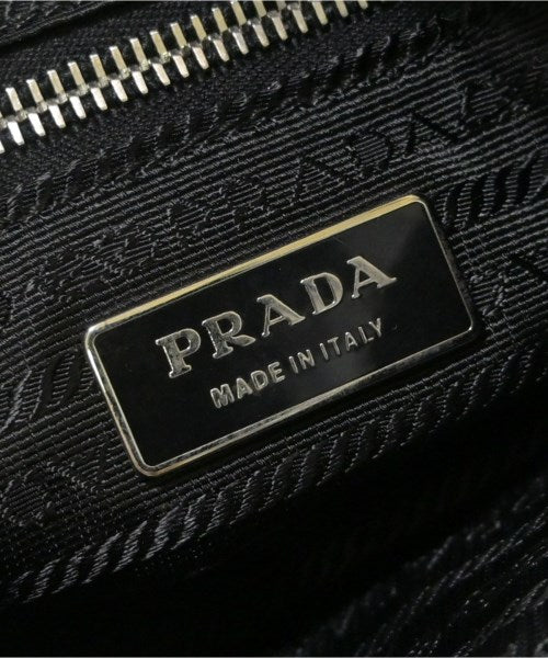 PRADA กระเป๋าถือ