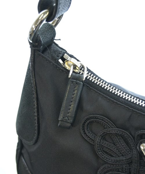 PRADA กระเป๋าถือ