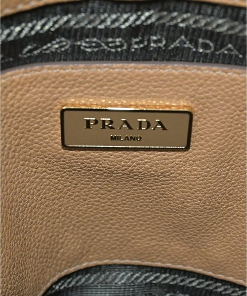 PRADA กระเป๋าถือขนาดใหญ่