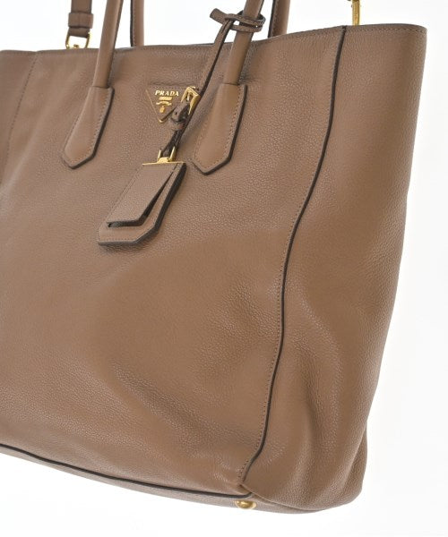 PRADA กระเป๋าถือขนาดใหญ่