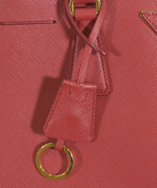 PRADA กระเป๋าถือ