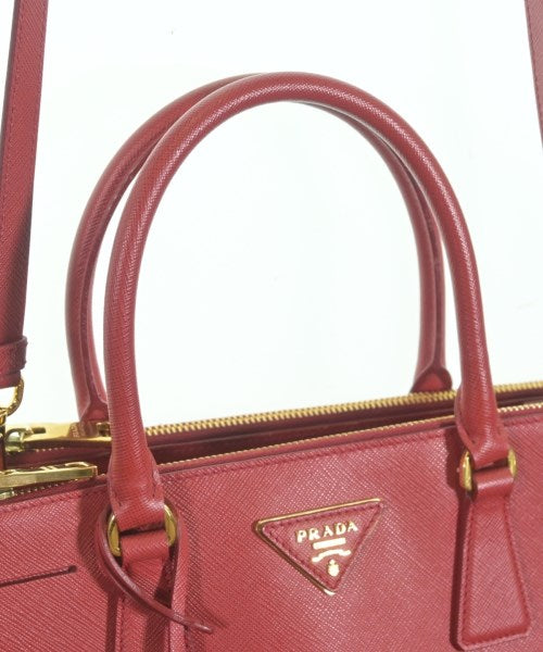 PRADA กระเป๋าถือ