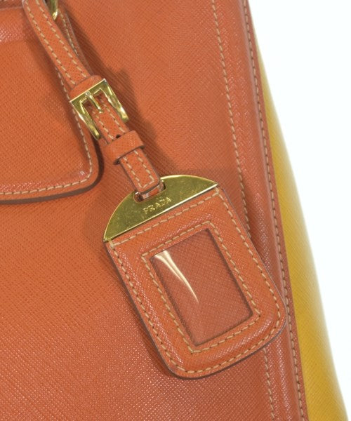 PRADA กระเป๋าถือ