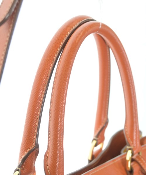 PRADA กระเป๋าถือ