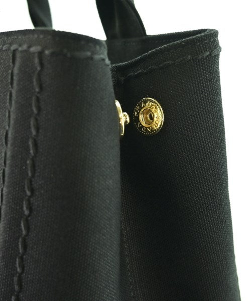 PRADA กระเป๋าถือขนาดใหญ่