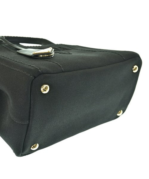 PRADA กระเป๋าถือขนาดใหญ่