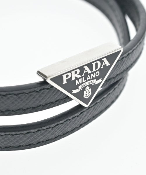 PRADA สร้อยข้อมือ/กำไล