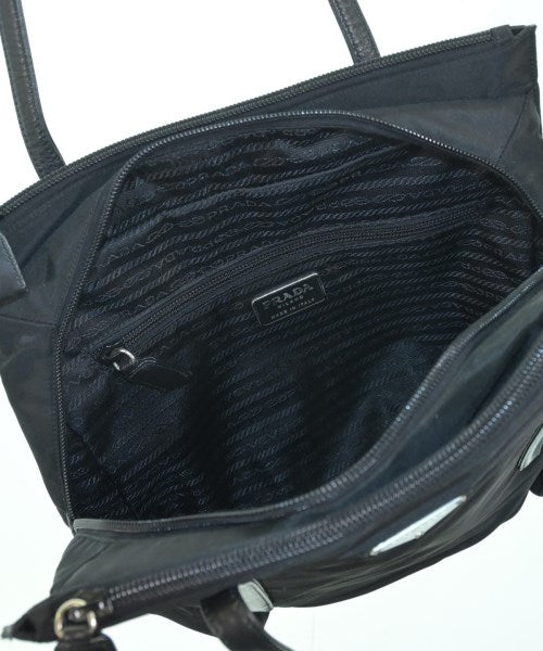 PRADA กระเป๋าถือขนาดใหญ่