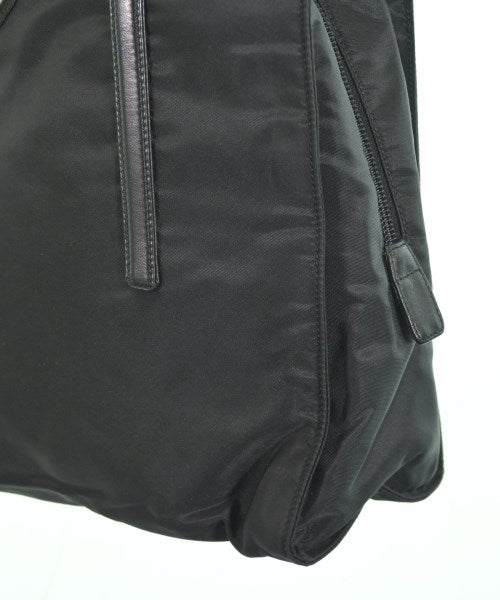 PRADA กระเป๋าถือขนาดใหญ่