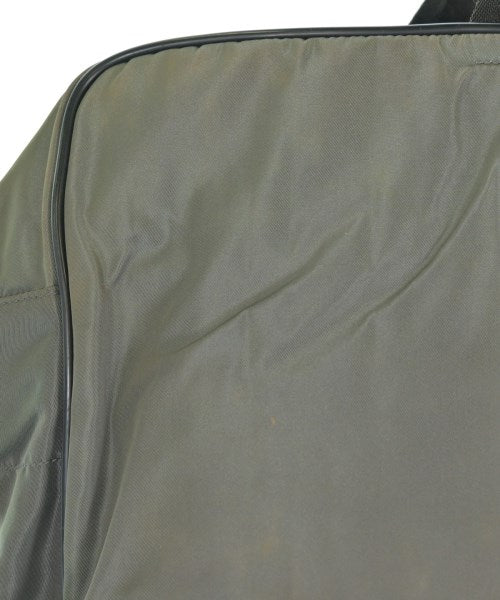 PRADA กระเป๋าใส่อุปกรณ์ขนาดใหญ่