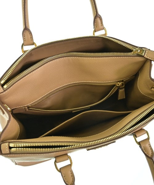 PRADA กระเป๋าถือ