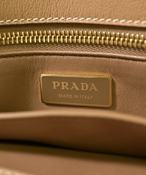 PRADA กระเป๋าถือ