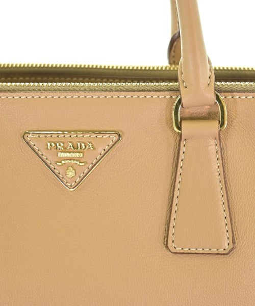 PRADA กระเป๋าถือ