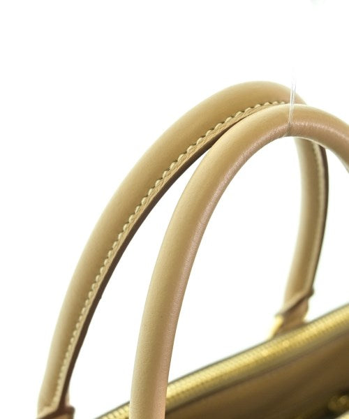 PRADA กระเป๋าถือ