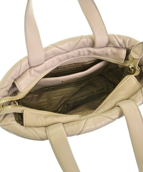 PRADA กระเป๋าถือ