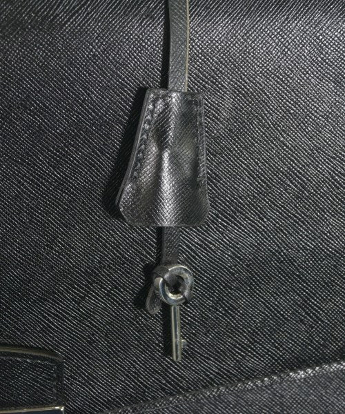 PRADA กระเป๋าธุรกิจ