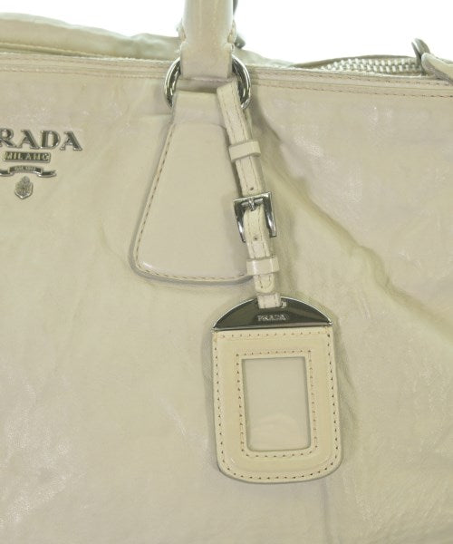 PRADA กระเป๋า อื่น