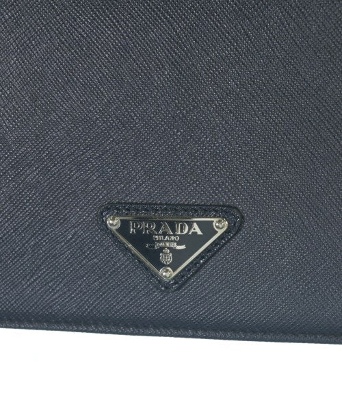 PRADA กระเป๋า อื่น