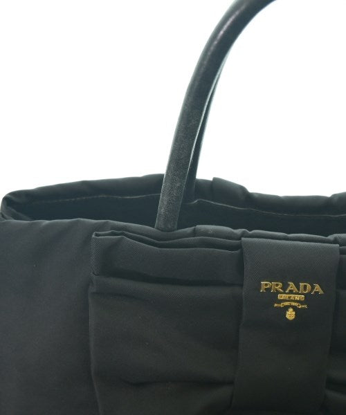 PRADA กระเป๋าถือ