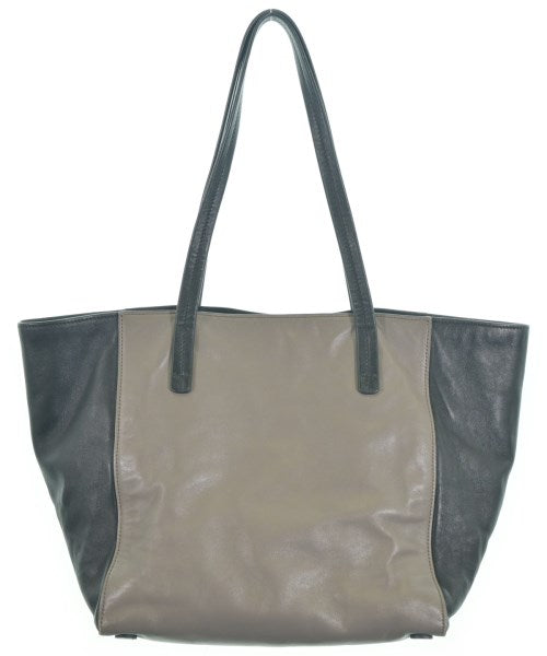 PRADA กระเป๋าถือขนาดใหญ่
