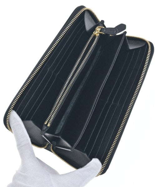 PRADA กระเป๋าสตางค์/กระเป๋าใส่เหรียญ