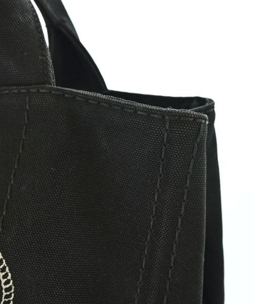 PRADA กระเป๋าถือขนาดใหญ่