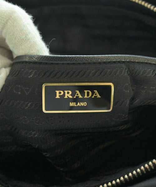 PRADA กระเป๋าถือ