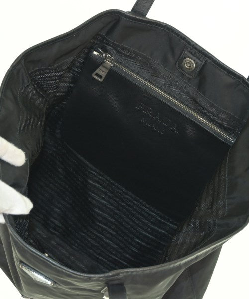PRADA กระเป๋าถือขนาดใหญ่