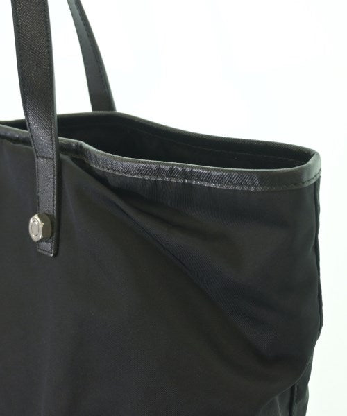 PRADA กระเป๋าถือขนาดใหญ่