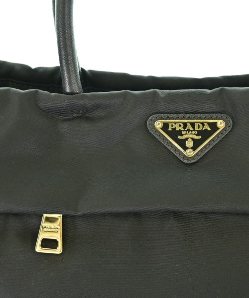 PRADA กระเป๋าถือ