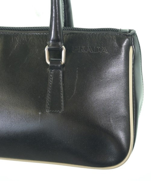 PRADA กระเป๋าถือ