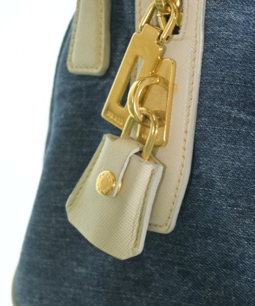 PRADA กระเป๋าถือ